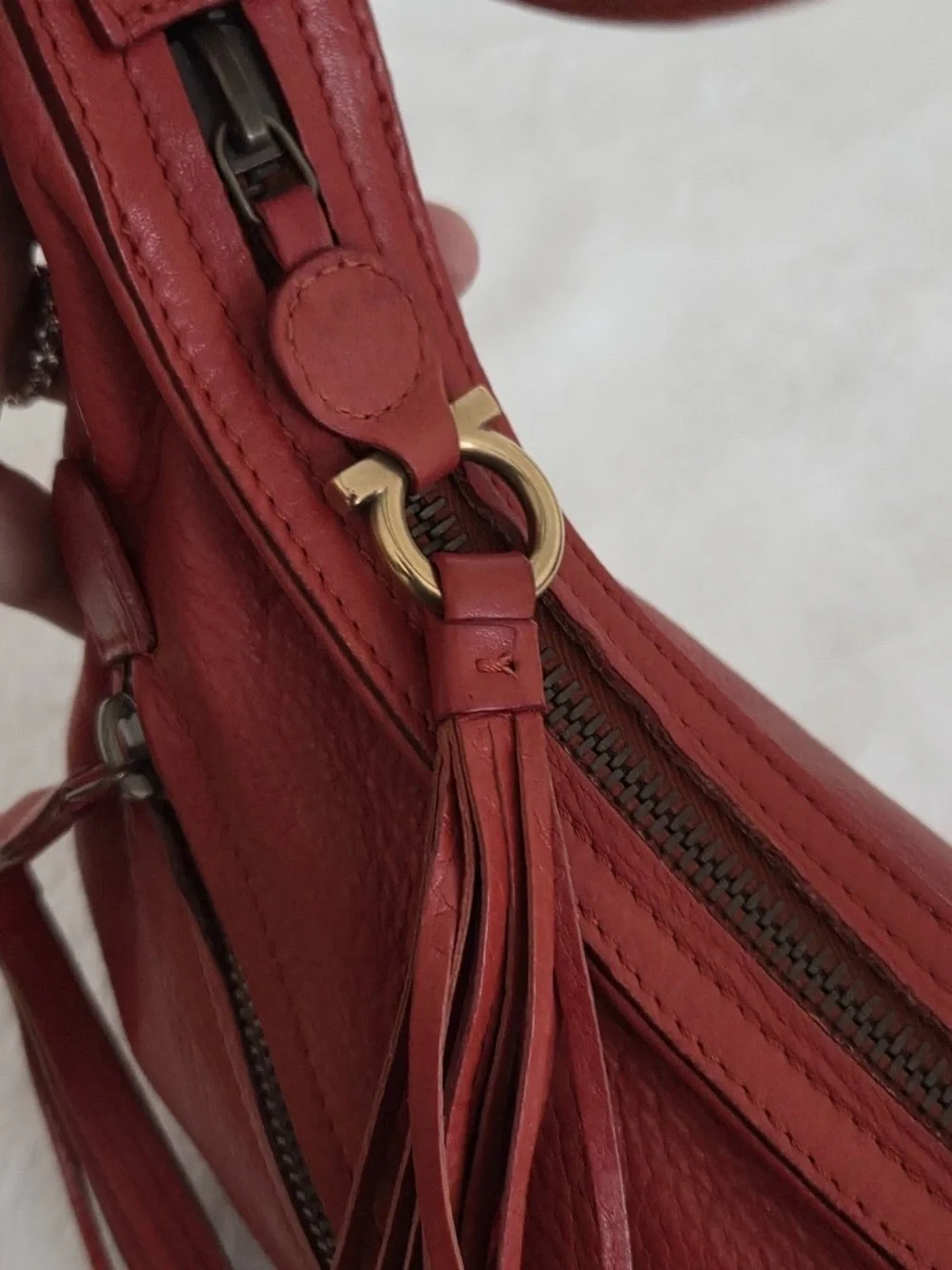 SALVATORE FERRAGAMO Leather handbag.